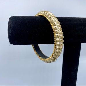 4/$15 vintage bangle bracelet